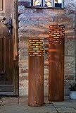 2 Windlicht-Säulen aus Metall im Rost Design, 75 + 95 cm hoch, Garten-Laterne, Kerzenständer,...